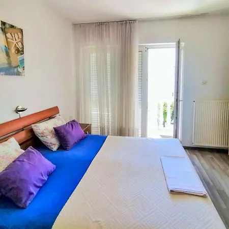 Apartman In Mit Grill- Garten Und By Interhome *