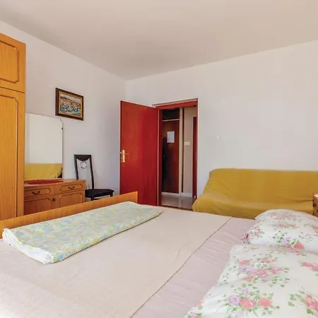 Apartman In Mit Grill- Garten Und By Interhome Novi Vinodolski
