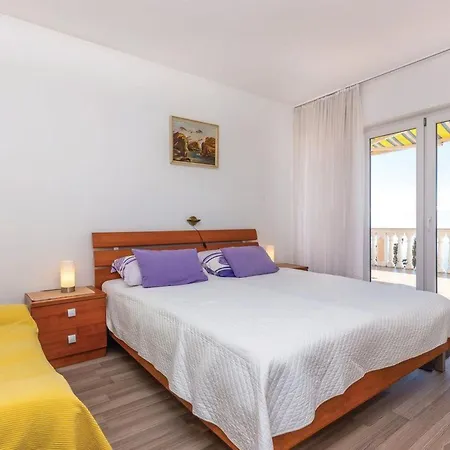 Apartman In Mit Grill- Garten Und By Interhome Novi Vinodolski